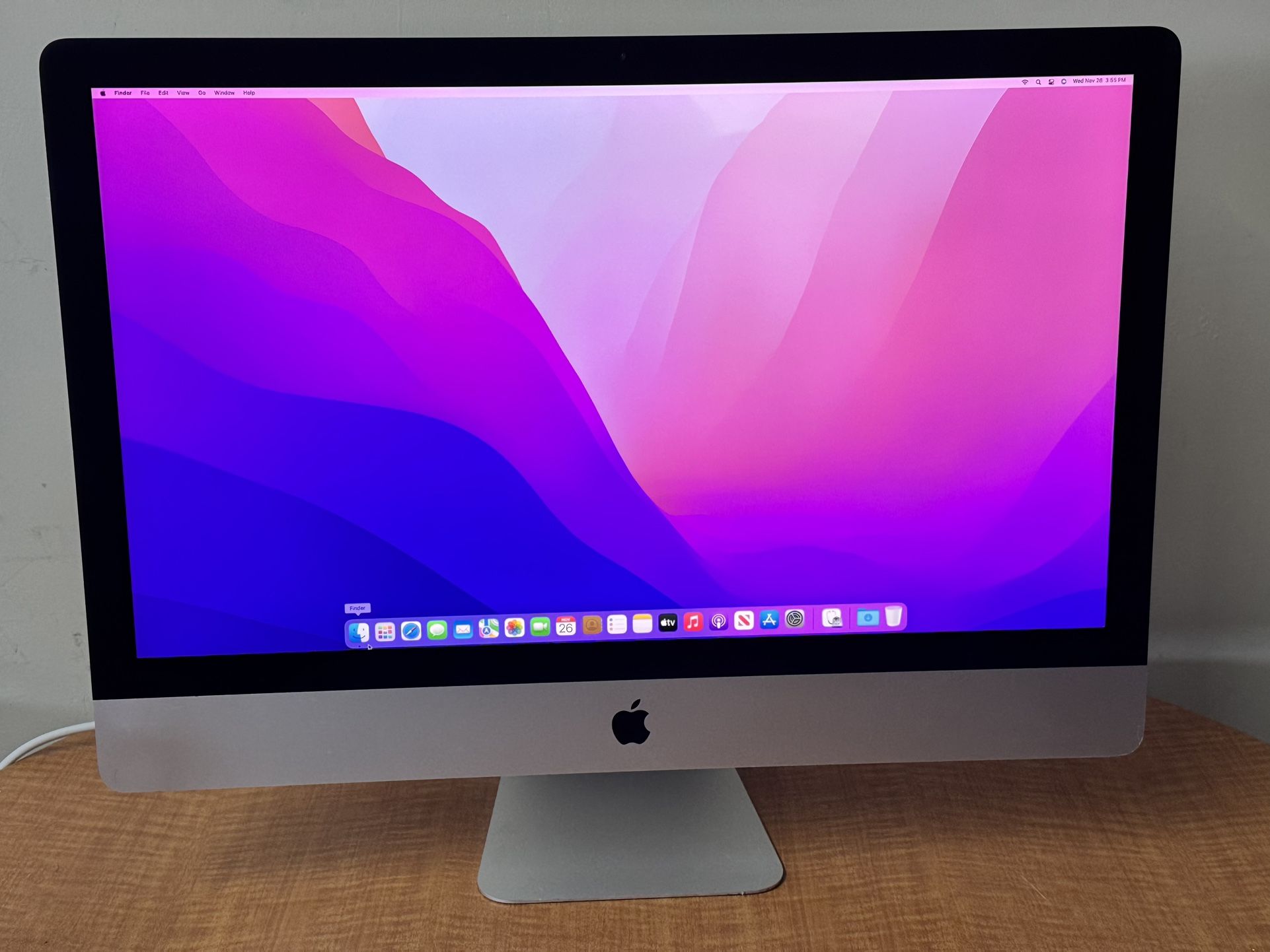 Apple iMac 27" Retina 5K | Core i5 3.2GHz | Late 2015 | 256 SSD | 32GB Ram | Monterey macOS $229 Graphics AMD Radeon R9 M380 2 GB Built-in Retina