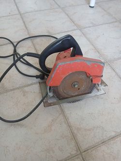 handsaw