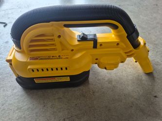 DEWALT 20V VACCUM BRAND NEW