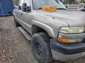 2002 Chevy 2500hd parts lb7