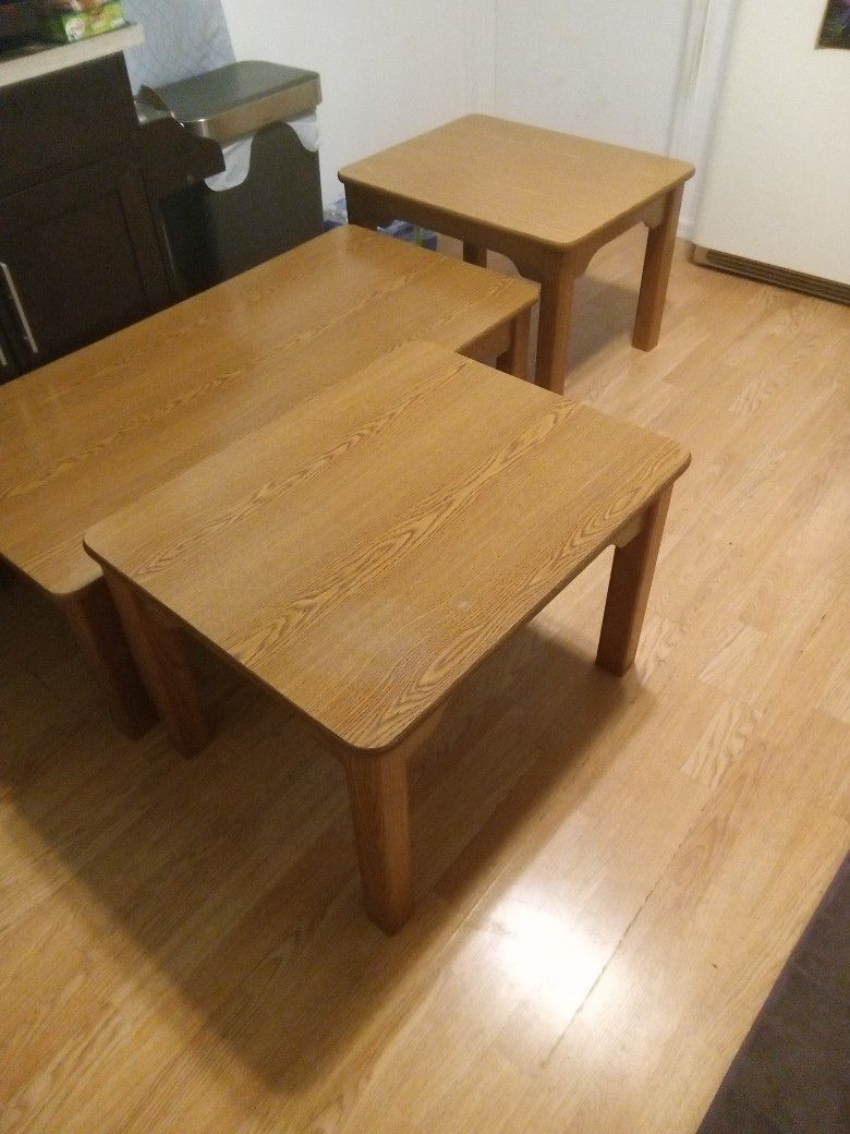 Like New 3 PC Coffee Table And End Tables Set