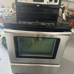 Whirlpool Kitchen Stove 