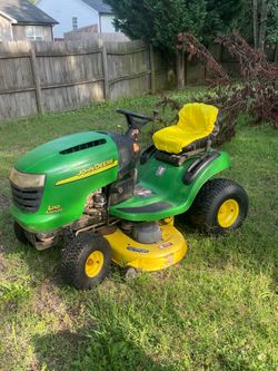 John Deere riding mower  L110