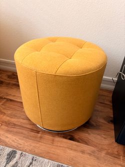 Round Tufted Ottoman with Chrome Base
