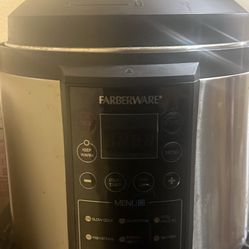 Pressure Cooker/crock Pot By FARBERWARE 