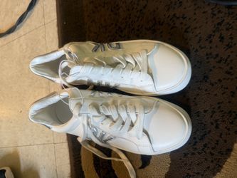 DKNY Sport Shose