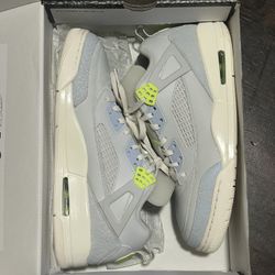 Jordan Spizike Photon Dust Blue