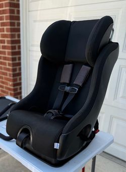 Clek Fllo Car Seat - Black