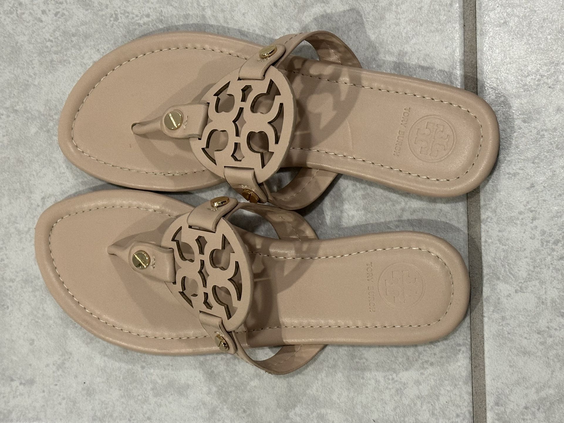 Tory Burch Sandal Size:9