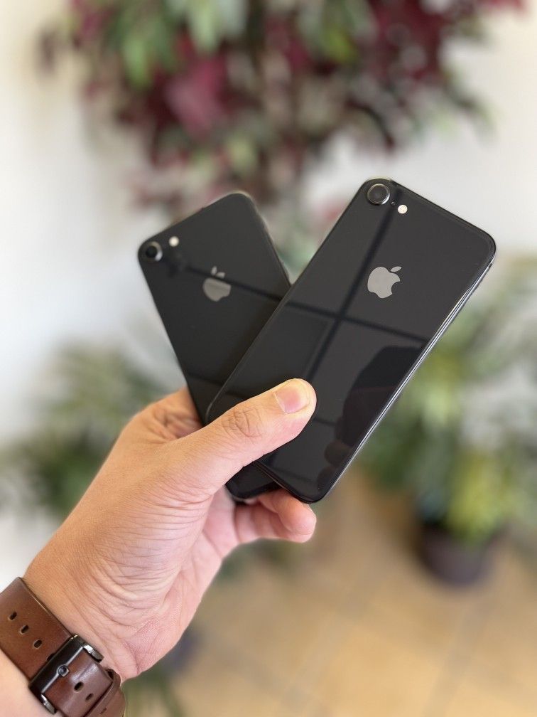 iPhone 8 Factory Unlocked All Carriers - Mexico - International