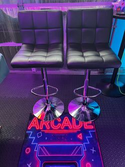 Bar chairs set of 2