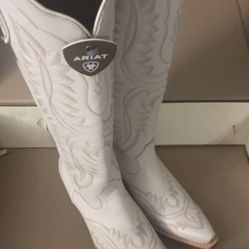 ARIAT BOOTS 