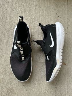 Nike Flex Runner Black Kids Youth size 7Y