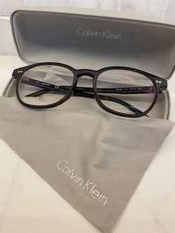 New Calvin Klein RX Prescription Eye Glasses Set