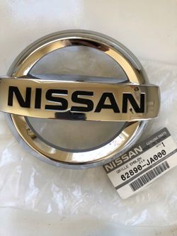 New Nissan emblem