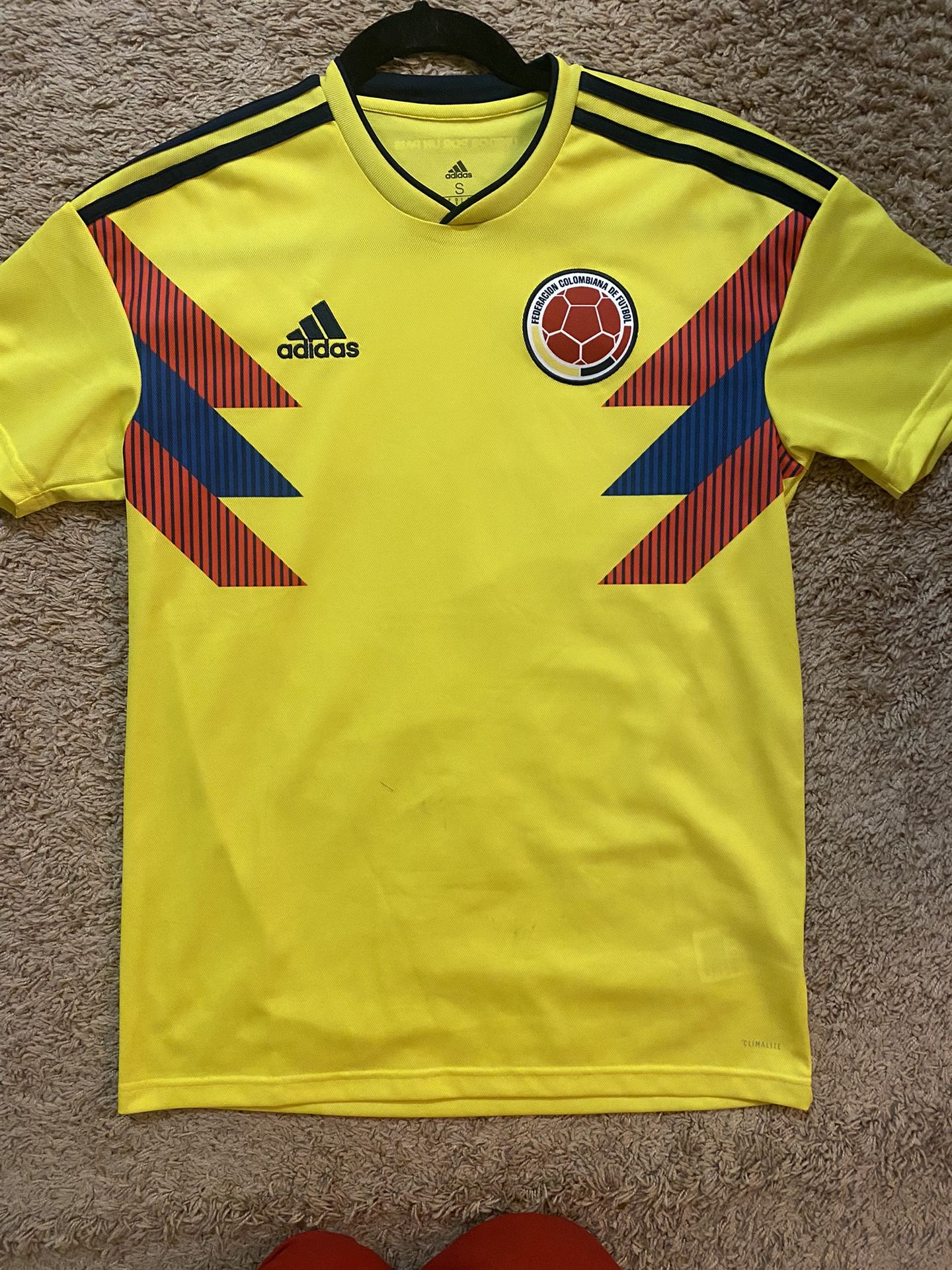 Colombia 2018 World Cup Jersey S Size