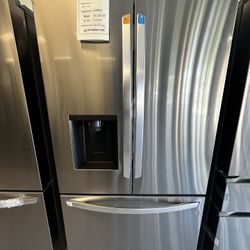 New LG Refrigerator 