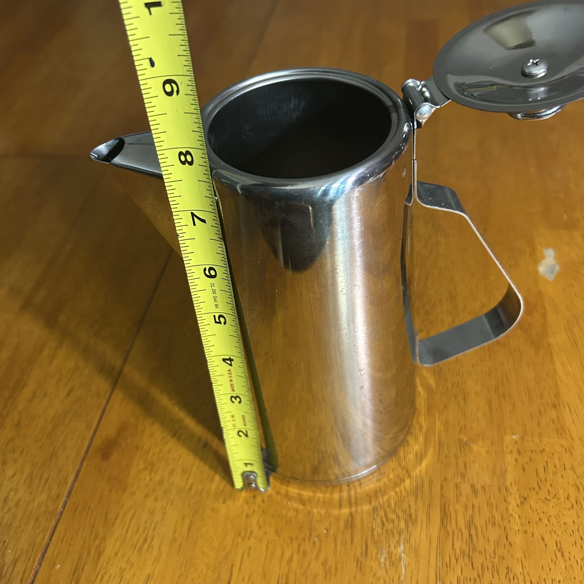 Creamer Container 9”