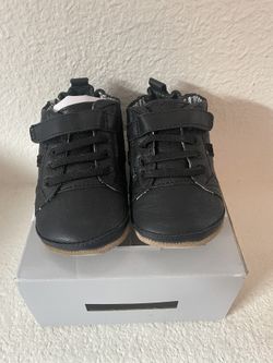 New Robeez Black Leather First Shoes - Size 5 / 12-18 Months