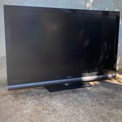 VIZIO TV: $300 Or Best Offer