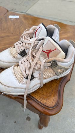 Air Jordan Boys Cleats Size 8