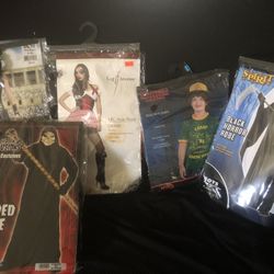 Halloween Costumes 