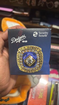 Dodger ring