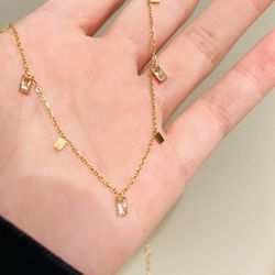 Crystal Pendent Gold Necklace
