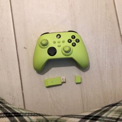 Xbox Controller Only Two Weeks Old For Xbox And Pc