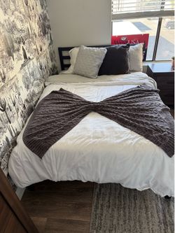Double bed with mattress
