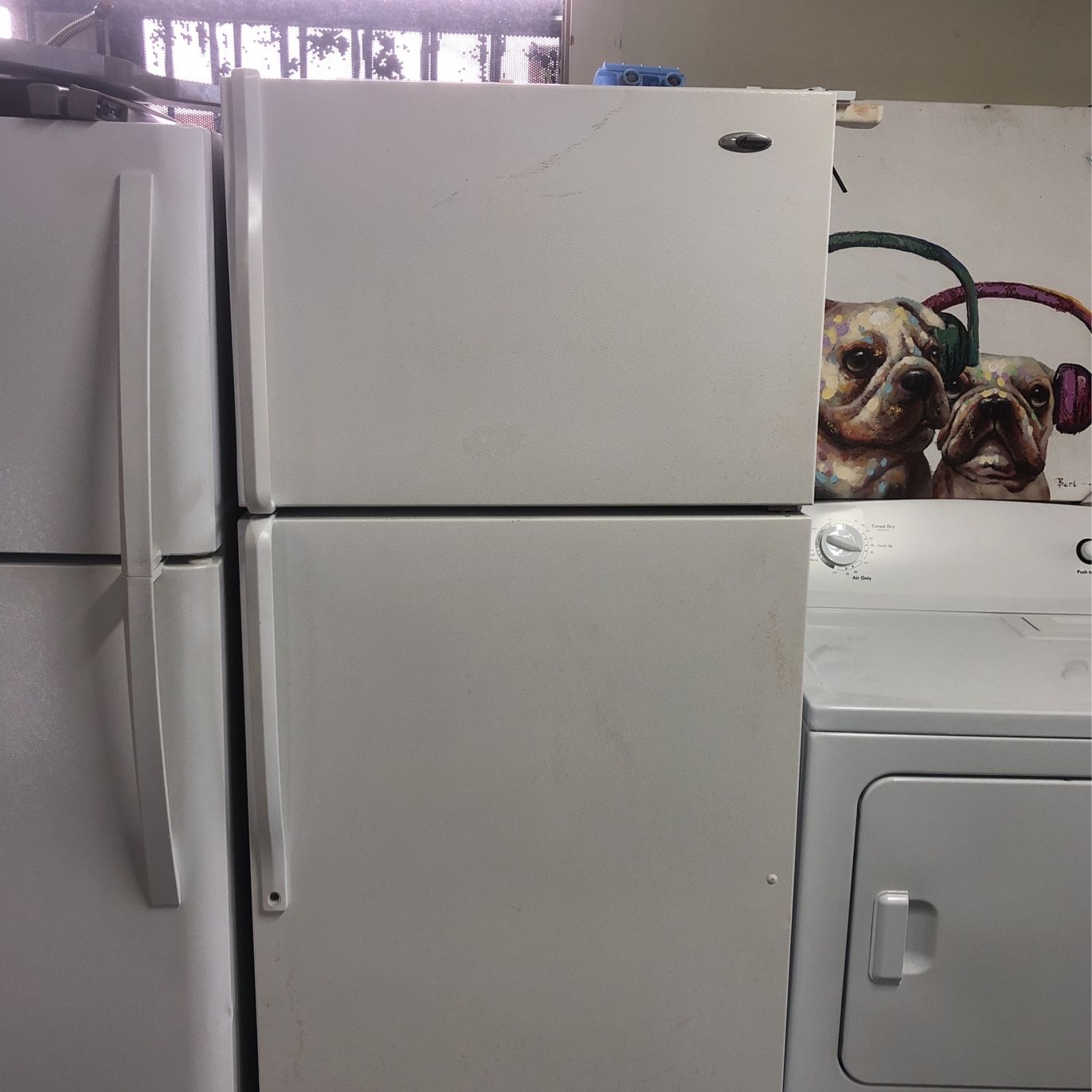 Amana Top Freezer Refrigerator Apartment Size 18Cu Ft 