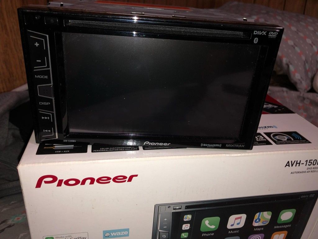 Pioneer AVH X390BS In-dash DVD Receiver - 6.2" Touch Display