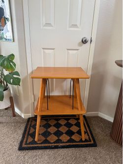 Crosley MCM Record Table