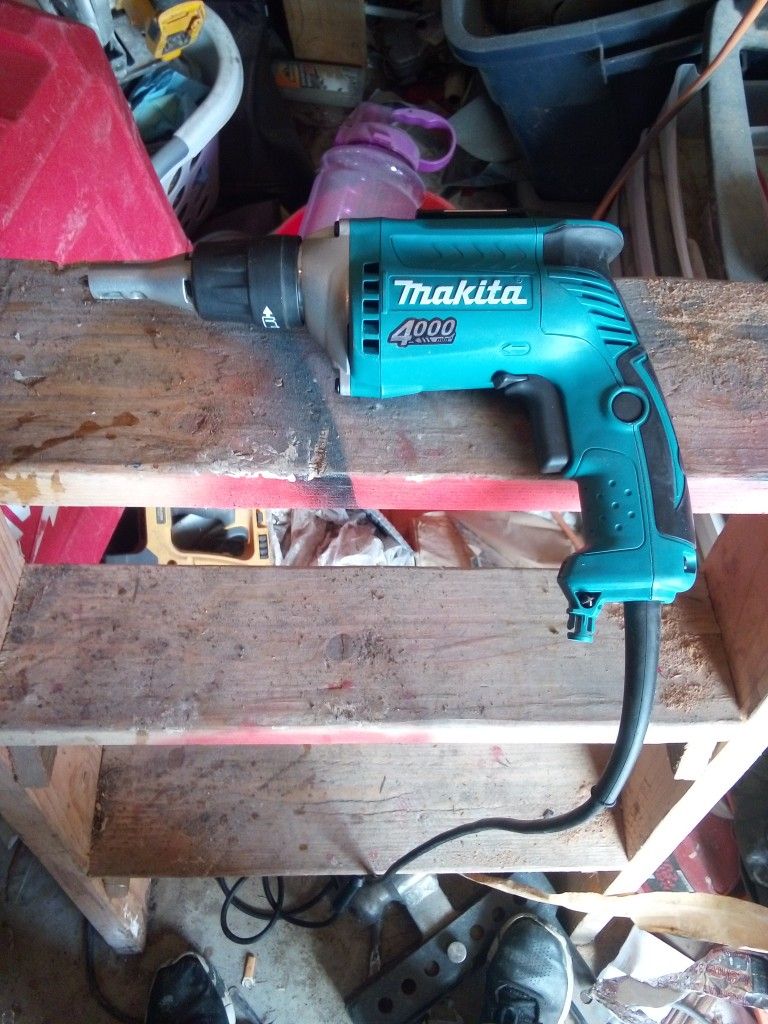 Brand New Makita Sheet Rock Screw Gun