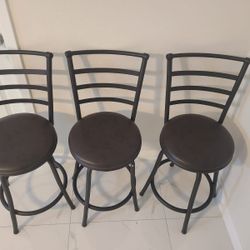 Bar Stools 
