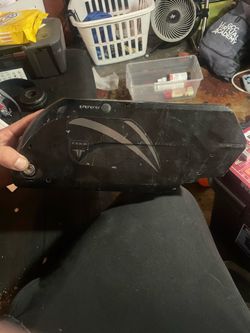 E-bike battery, locked, no key