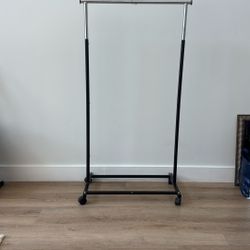 Clothing rack 