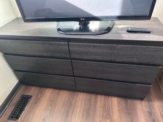 Dark Wood Dresser with 6 Drawers