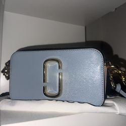baby blue snapshot marc jacobs bag 