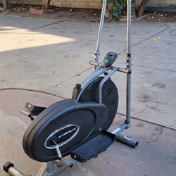 Exerpeutic 260 Air Elliptical with Dual Actions Arms
Exercise Equipment