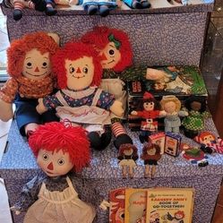 VINTAGE RAGGEDY ANN AND ANDY COLLECTION 
