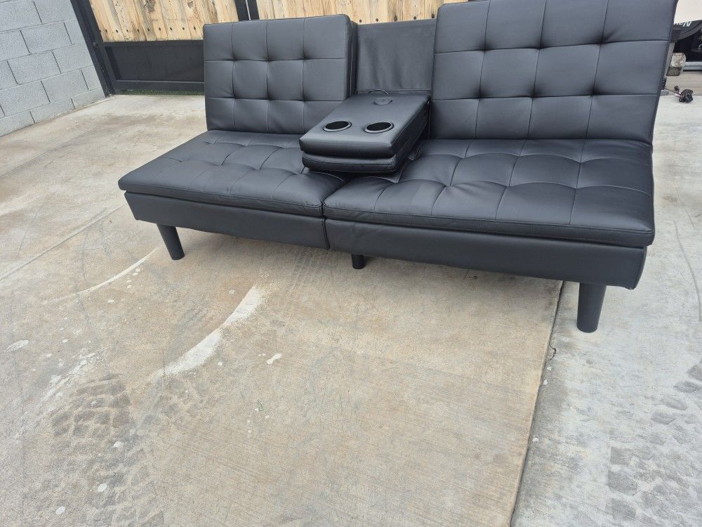 Futon Sofa With Cups Holder and USB-C Charger, In Perfect Condition Like New// 72" Length X  43" Width X  16" Height 