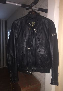 Hein Gericke leather jacket. Med. Sz 40 good condition, zip out liner.