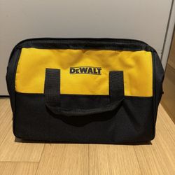 Dewalt medium size bag