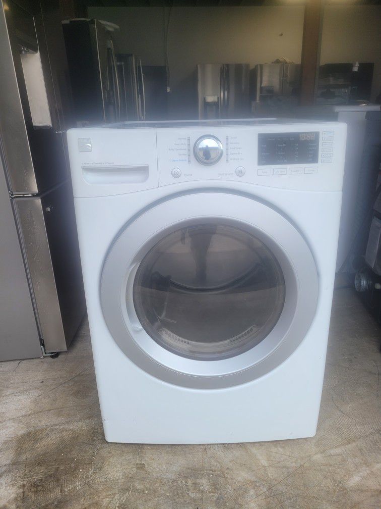 Kenmore Dryer With Steam Function.