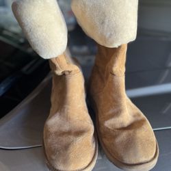 Women Boots Size 10
