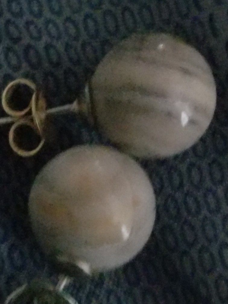 Natural Polished Stone Earnings