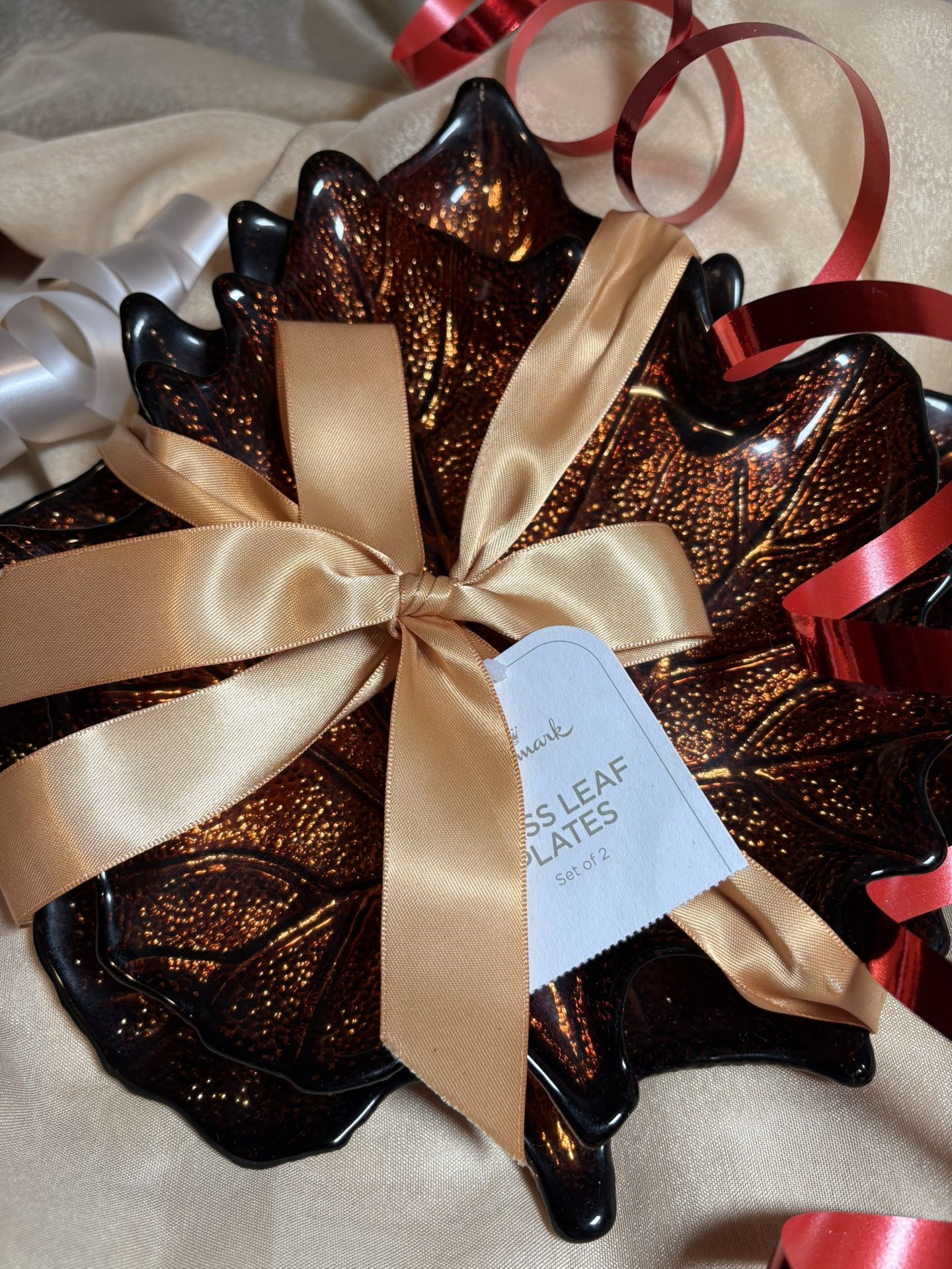 Christmas Gift Glass Plates Set Of 2