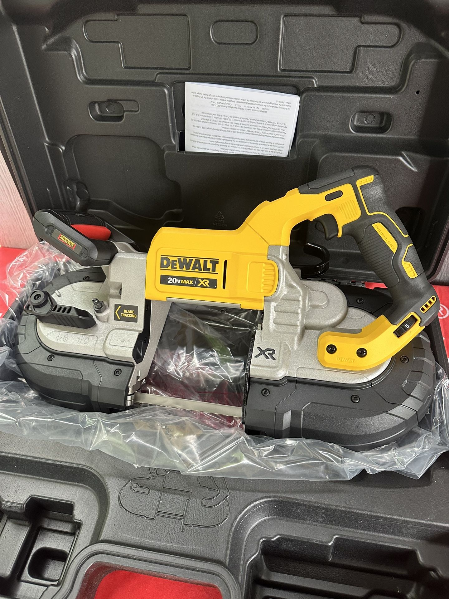 Dewalt 20V MAX Cordless Brushless 5 in. Dual Switch Bandsaw (Tool Only)