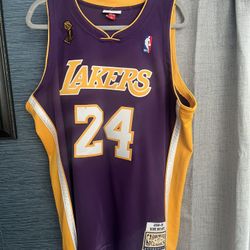 100% Authentic Kobe Bryant Mitchell Ness 08 2009 Finals Lakers Jersey Size 48 XL